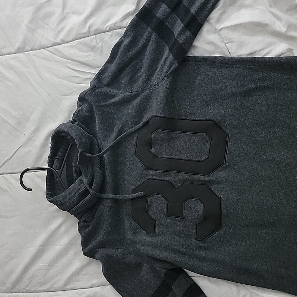 Express Pull Over Gray size M